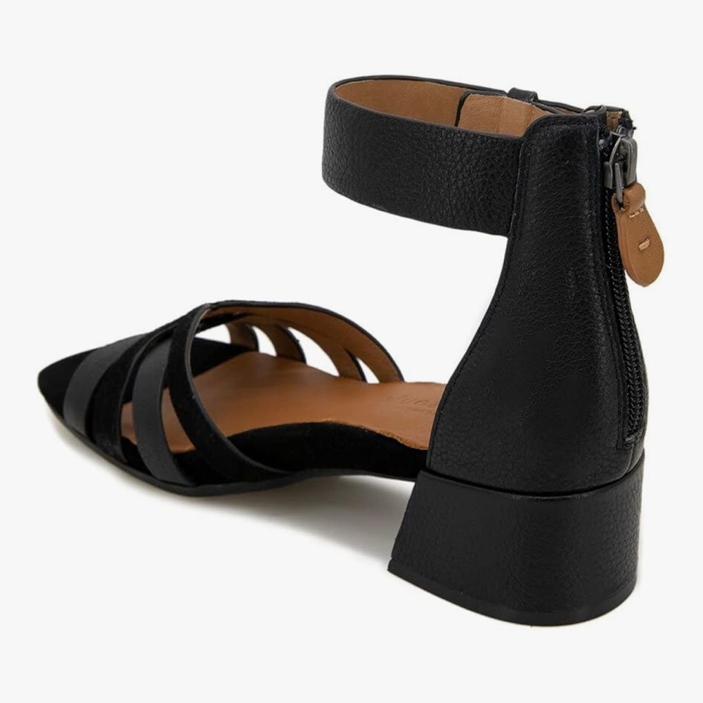 Kenneth Cole Gentle Souls Break My Park Black Leather Cut Out Sandals Women 7 - Picture 2 of 9